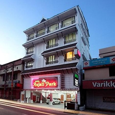 Hotel Anjali Park Kottayam Esterno foto
