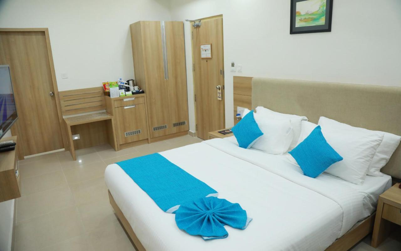Hotel Anjali Park Kottayam Esterno foto