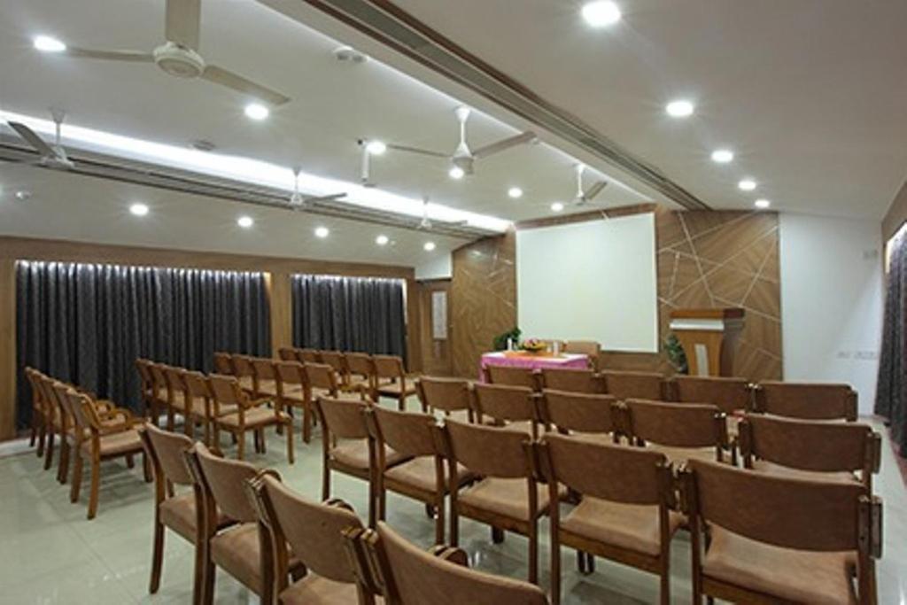 Hotel Anjali Park Kottayam Esterno foto