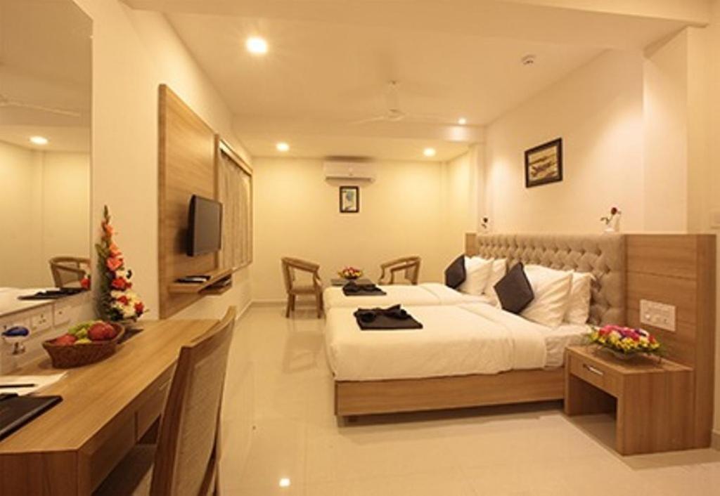 Hotel Anjali Park Kottayam Esterno foto